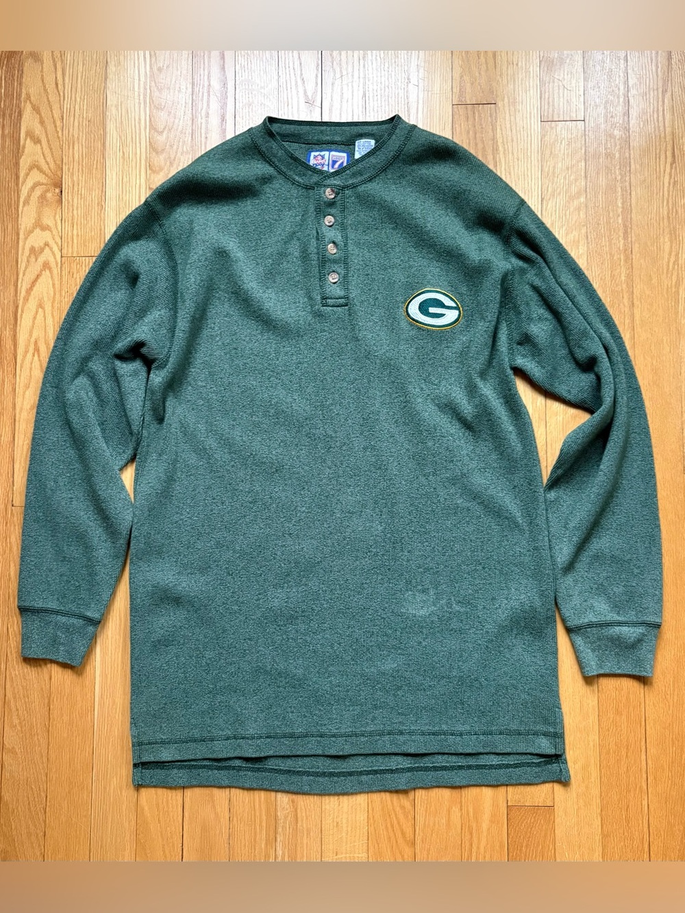 Vintage Green Bay Packers Logo 7 Men’s Long Sleeve Henley Shirt Large Green